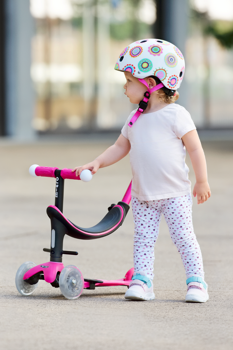 Micro Helm Doodle Dot