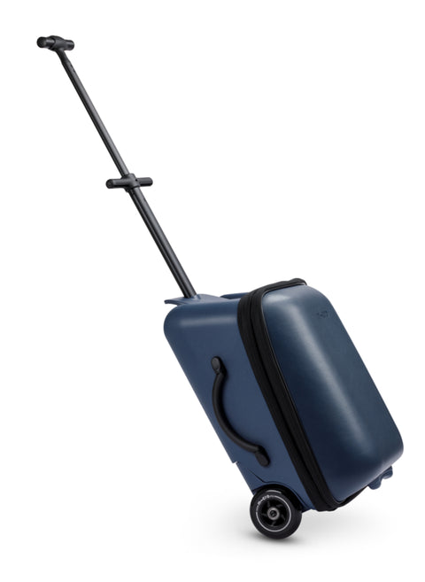 micro ride on luggage eazy weekender